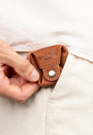 LINUS - Wallet - hazelnut