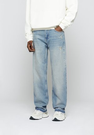 Jeansy loose fit