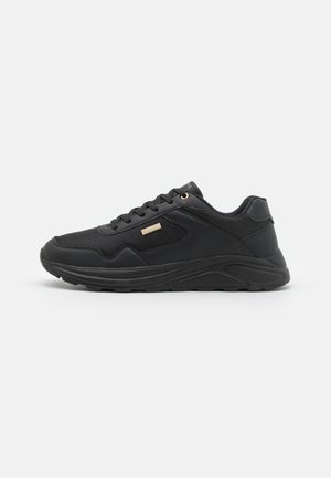 Matalavartiset tennarit - black