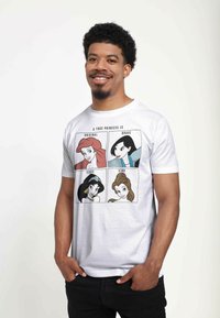 Henry Tiger DISNEY PRINCESSES PORTRAIT POWER UNISEX - Camiseta estampada - white