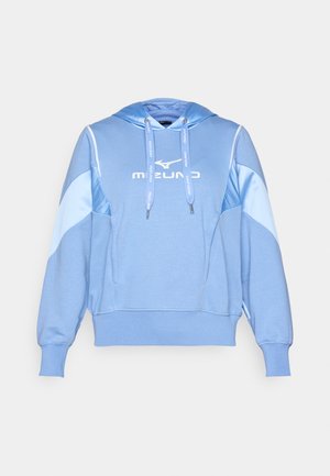 Felpa blu chiaro con cappuccio regolabile, polsini elasticizzati e pannelli laterali blu chiaro in contrasto. Presenta un logo bianco sul davanti.