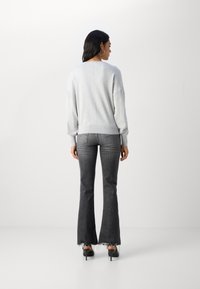 Scotch & Soda CORE V NECK RELAXED  - Strikkegenser - light grey melange