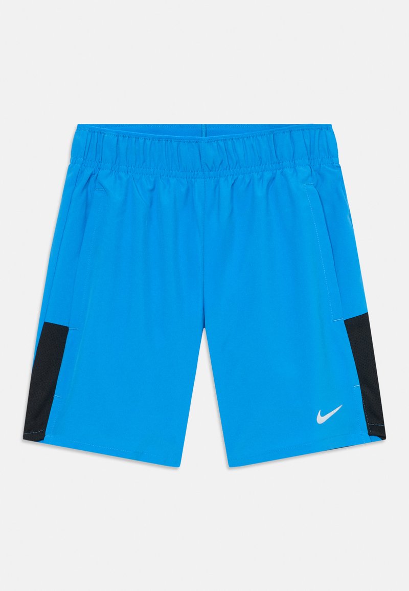 Plave atletske kratke hlače od lagane tkanine, s crnim mrežastim bočnim panelima i elastičnom strukom. Nike logo u bijeloj boji sprijeda.