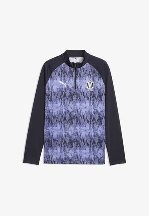 Sportsdragt med lange ærmer med sorte ærmer, forside i lilla og sort mønster, forreste lynlås, Puma-logo og en rund hvid emblem på brystet.