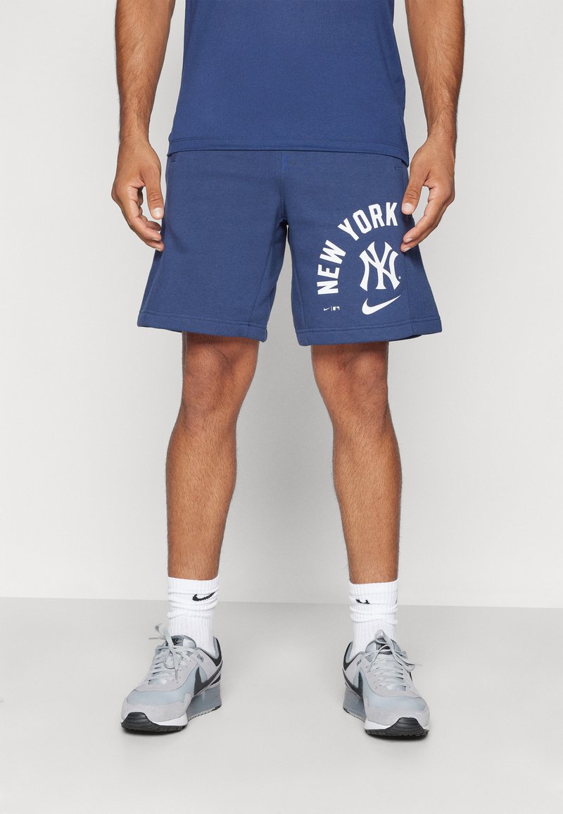 yankees shorts nike