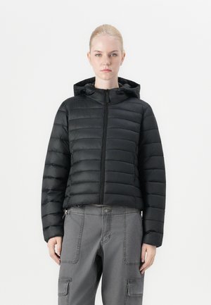 ONLTAHIA QUILTED HOOD  - Winter jacket - black
