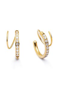 Goldene Creolen mit einer Reihe von klaren, facettierten Kristallen entlang einer Kante. Glatte Oberfläche mit offenen Enden. Elegantes und modernes Design.