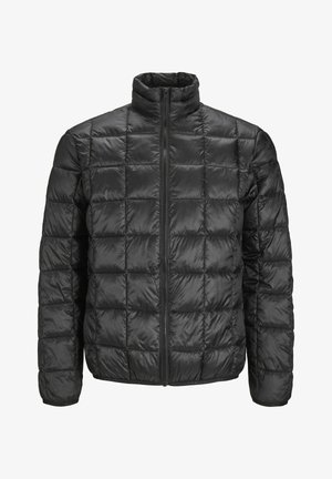 Svart polstret jakke med quiltet design, høy krage og hel glidelås. Laget av blankt, lett materiale.