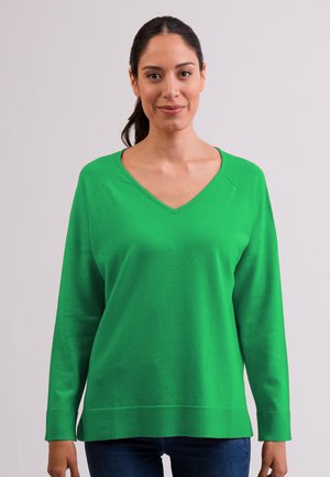 - Sweter