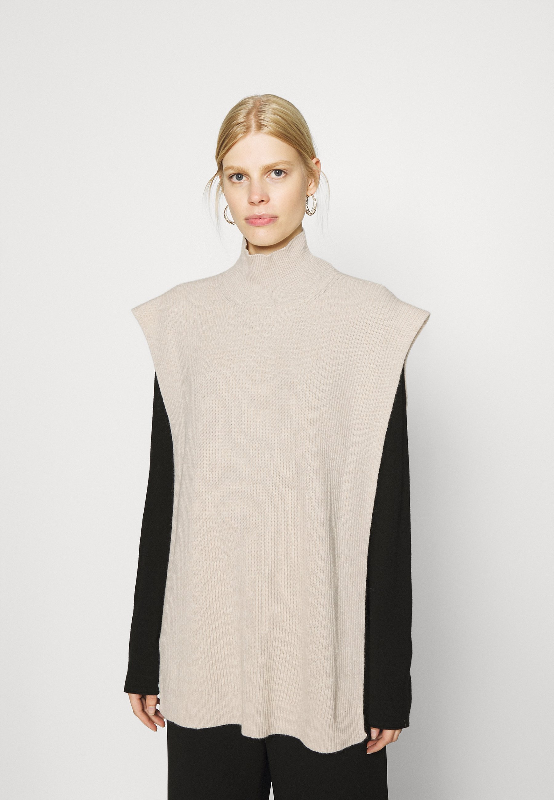 Women GRIFFIN - Cape Women GRIFFIN - Cape