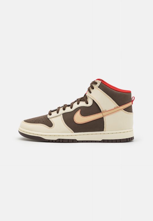 Nike Women's Blazer Low 77 'Sail Sesame' Sneakers
