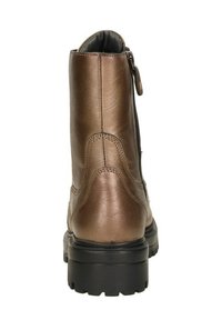 Bruine leren enkelboot met een gladde textuur, een zwarte buitenzool en een ritssluiting aan de zijkant voor gemakkelijke toegang.