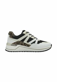 Scarpe sportive bianche e nere con dettagli a stampa leopardata, pannelli in rete, suola texture e dettagli metallici sul tallone.