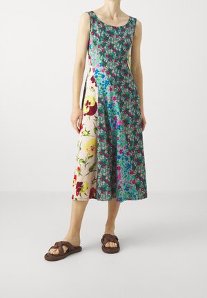Vestito di maglina - green