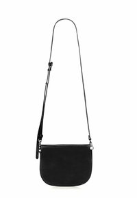 Borsa a tracolla in pelle nera con forma arrotondata, tracolla regolabile e texture liscia. Design minimalista, senza hardware visibile o motivi.