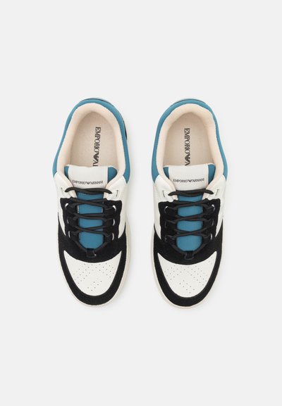 Emporio Armani SHOES - Sneakers basse - off white/black/avio