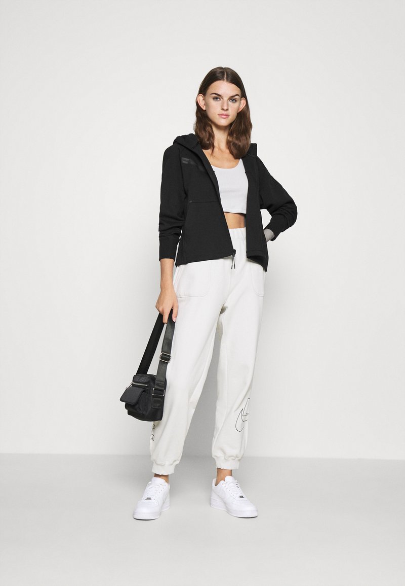 zalando air 270