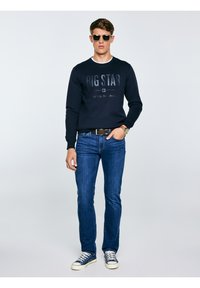 Neizvēlēts, marine