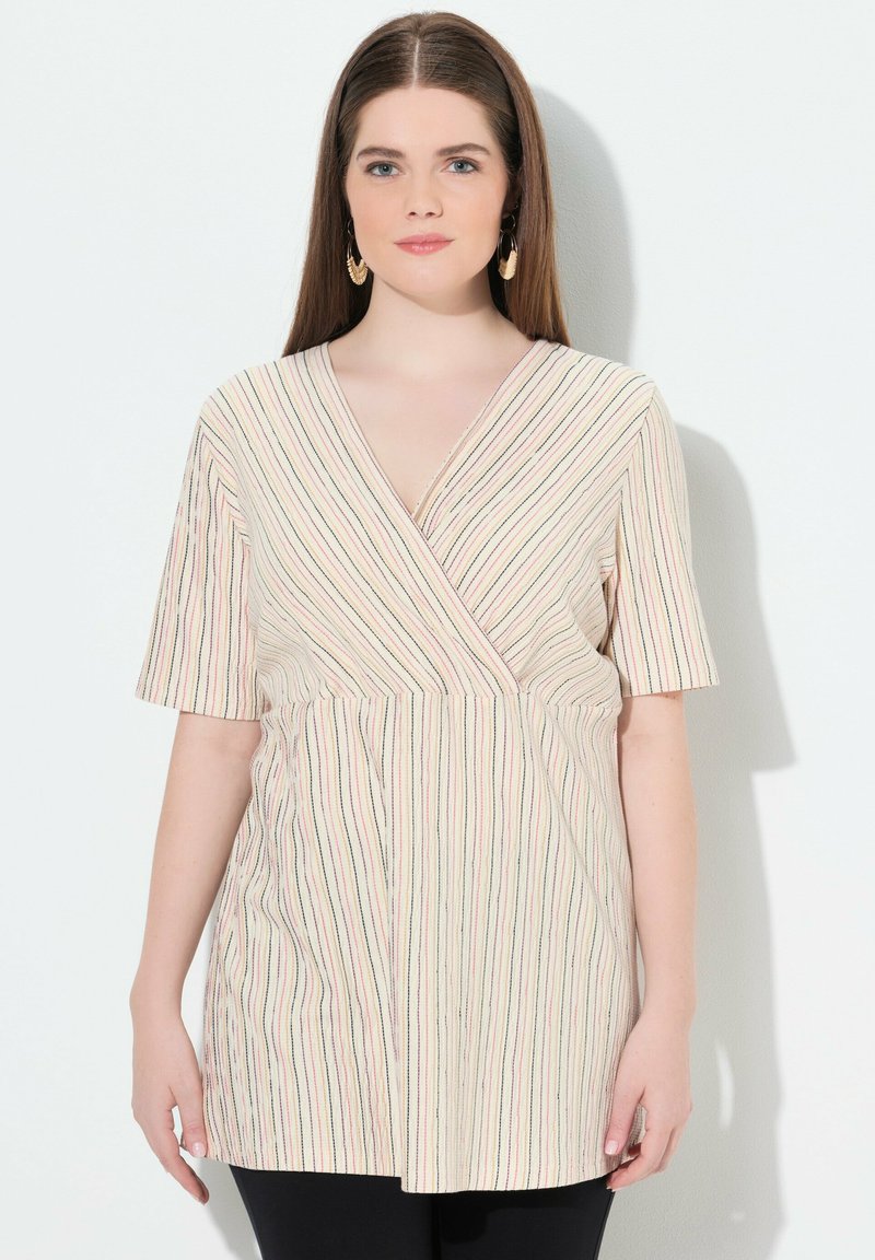 Wrap-Top aus leichtem Stoff mit vertikalen Streifen in Pastellfarben. Kurze Ärmel und eine taillierte Passform sorgen für eine figurschmeichelnde Silhouette.