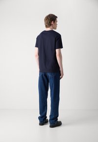 GANT GARMENT WASHED - Marškinėliai su spaudiniu - evening blue