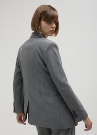 Calliope À PINCES À DOUBLE BOUTONNAGE - Blazer - une variante