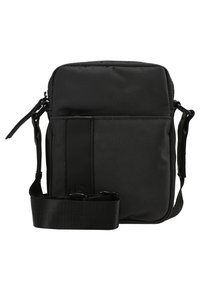 Malá černá crossbody taška s nastavitelným popruhem, texturovaný materiál, přední kapsa a vertikální černý detail na patce.