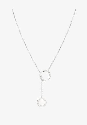 Collier en argent avec un pendentif circulaire torsadé. Il dispose d'une fine chaîne et d'une étiquette ronde gravée avec "Liebeskind" qui y est accrochée.