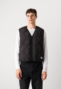 HUGO BOCOLINO - Strukirani kaput - black