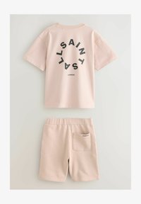 No seleccionado, pink