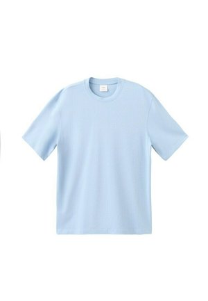 Hellblaues T-Shirt mit kurzen Ärmeln, Rundhalsausschnitt, regulärer Passform und glatter Stoffstruktur, vor weißem Hintergrund dargestellt.