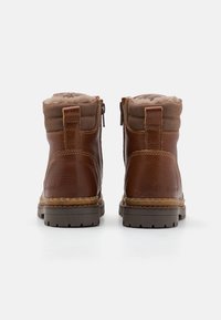Bisgaard GERT UNISEX - Suvarstomi aulinukai - chestnut