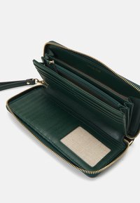 MICHAEL Michael Kors JET SET TRAVEL CONTINENTAL - Denarnica - bosco