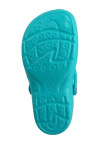 Türkisfarbener Gummisohlenabschnitt mit strukturierten Mustern, runden Griffen und Größenmarkierungen, mit einem blauen Riemen an der Seite.