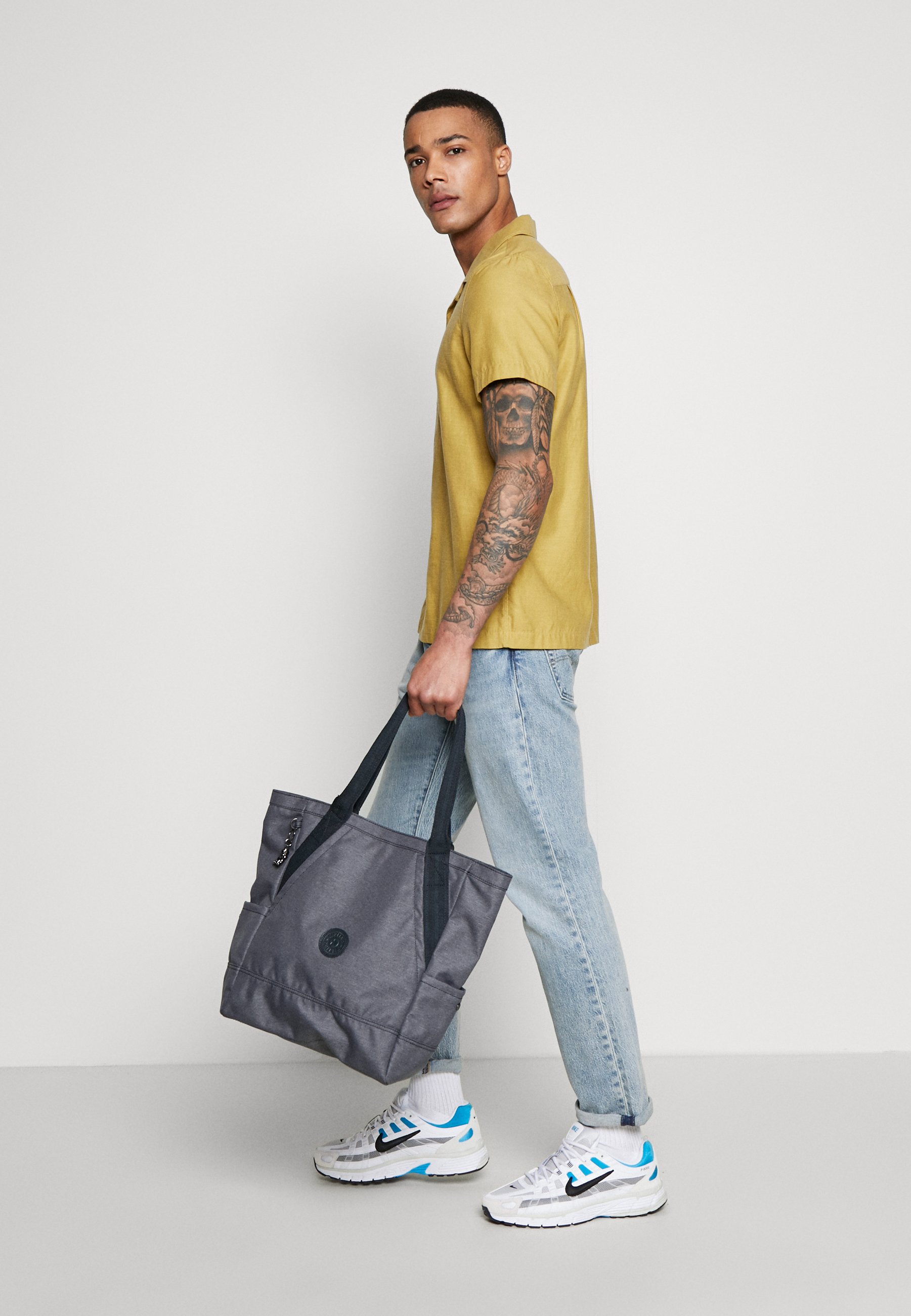 Kipling ALMATO Shoppingveske charcoal Zalando.no Kipling ALMATO Shoppingveske charcoal Zalando.no