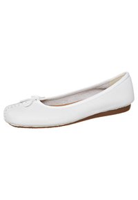 Clarks FRECKLE ICE - Klassischer Ballerina - white