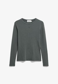 Unselected, space steel