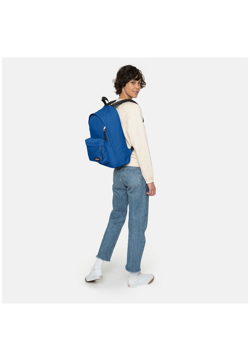 Eastpak OUT OF OFFICE - Mochila - blue