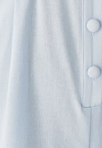 ARA - Mono - sky blue