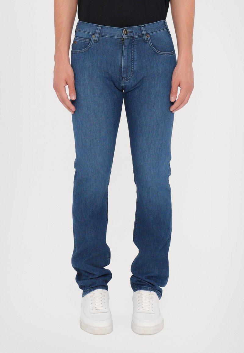 Emporio Armani - Jean droit - light blue denim, Agrandir