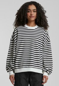 Urban Classics STRIPED CREWNECK - Sudadera - black whitesand
