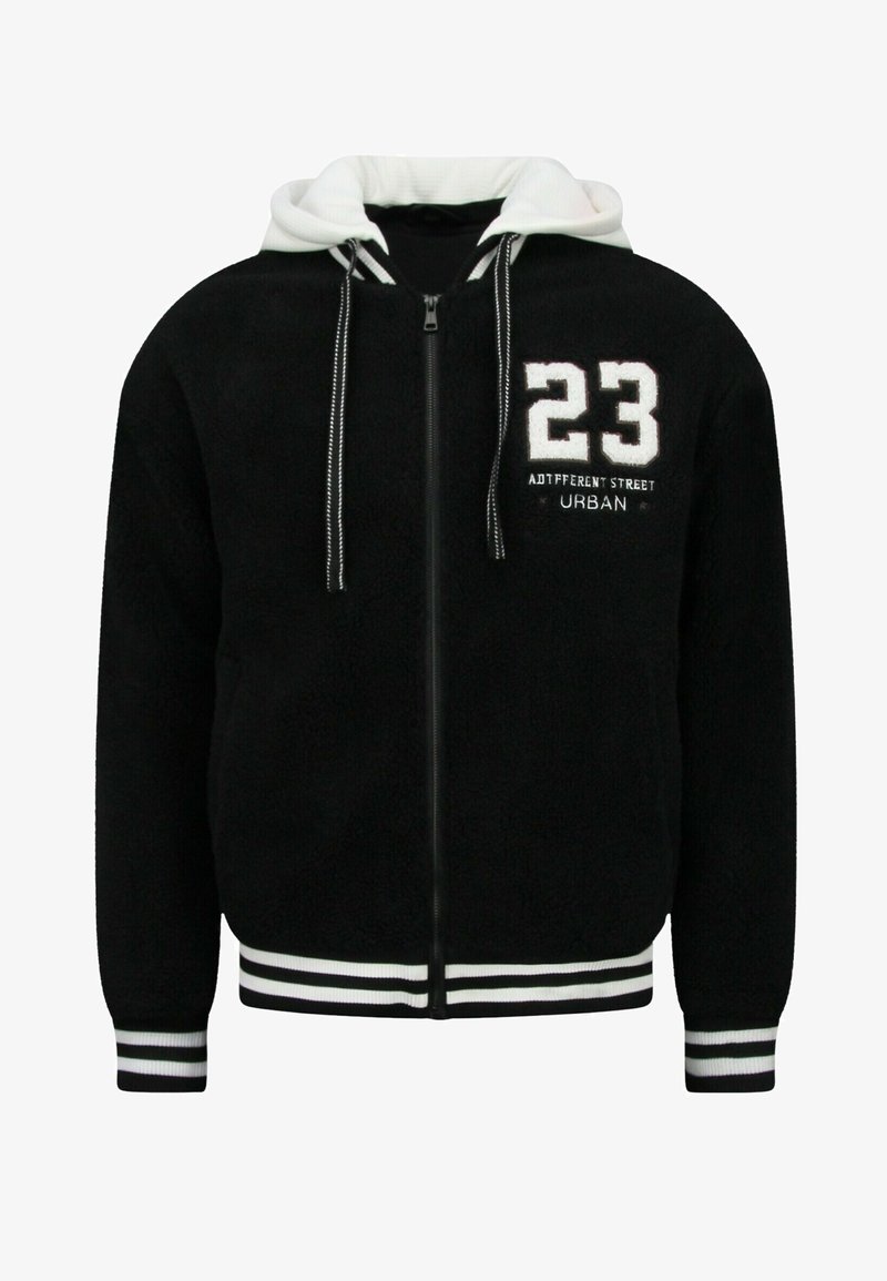 Zwarte hoodie met ritssluiting, gemaakt van een knusse, gestructureerde stof, wit gevoerde capuchon en gestreepte manchetten. Voorzien van het nummer "23" en tekst op de borst.