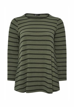 Camiseta de manga larga de canalé en verde oliva con rayas horizontales negras y un cuello redondo.