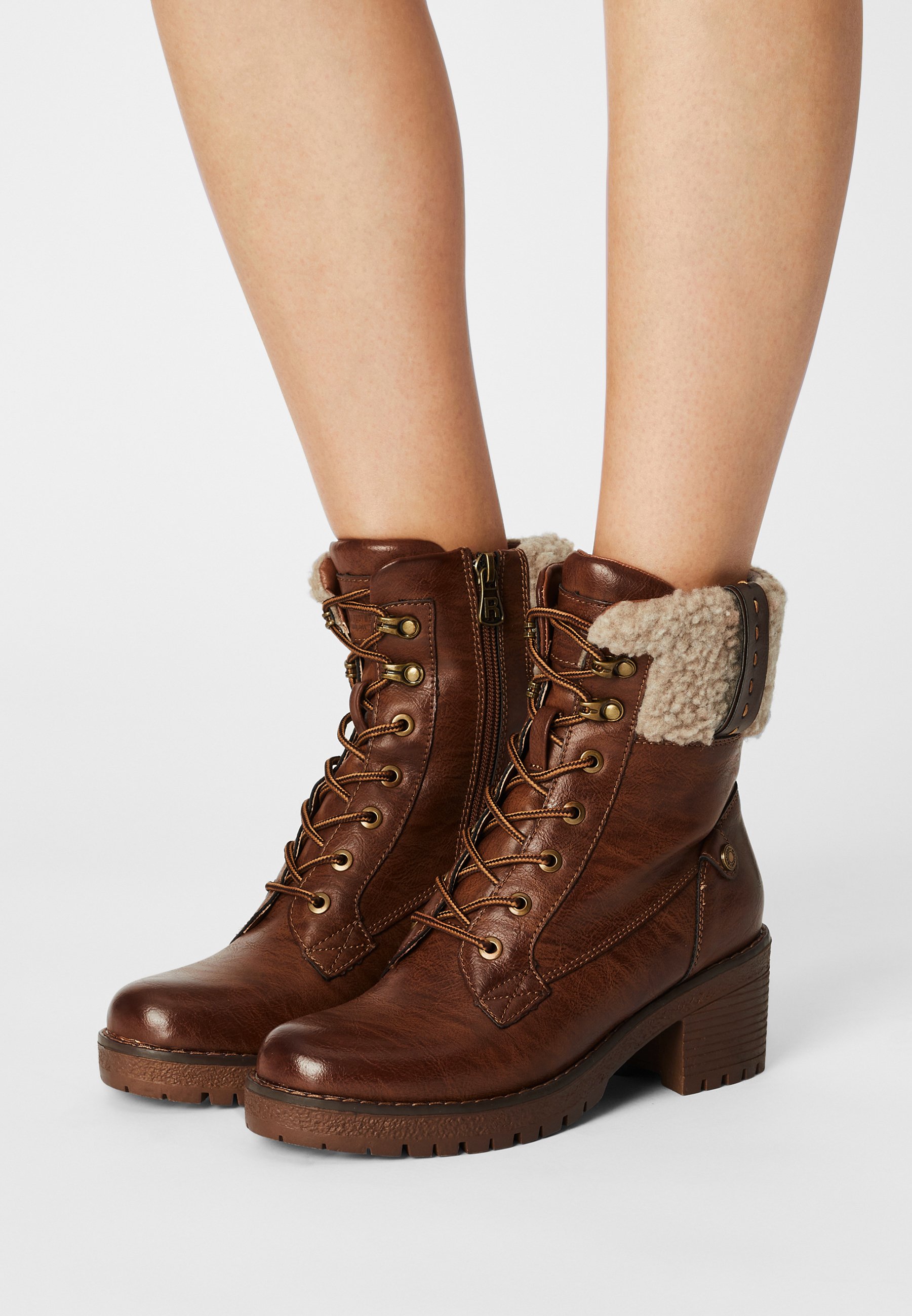 Refresh Botines con cordones - camel/coñac - Zalando.es