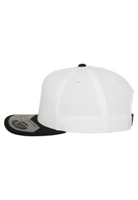 Flexfit Sapka - white/ black