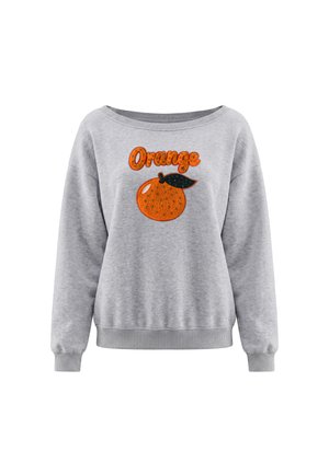 Lysegrå langærmet sweatshirt med orange grafik og tekst "Orange" på fronten, med en illustreret appelsin med et grønt blad.