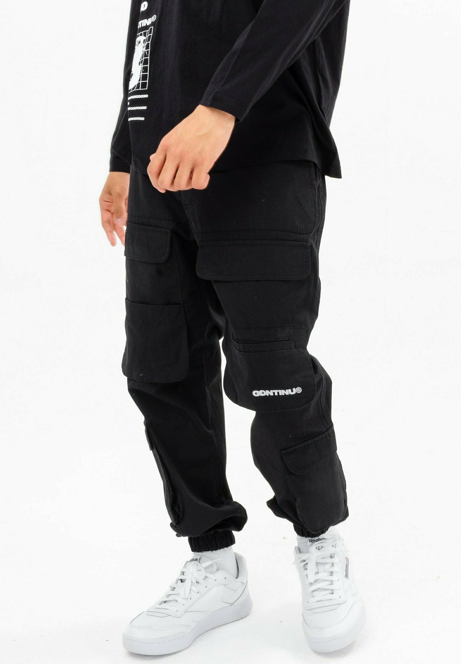 Hype CONTINU8 - CONTINU21116 - Pantaloni cargo - black/nero - Zalando.it