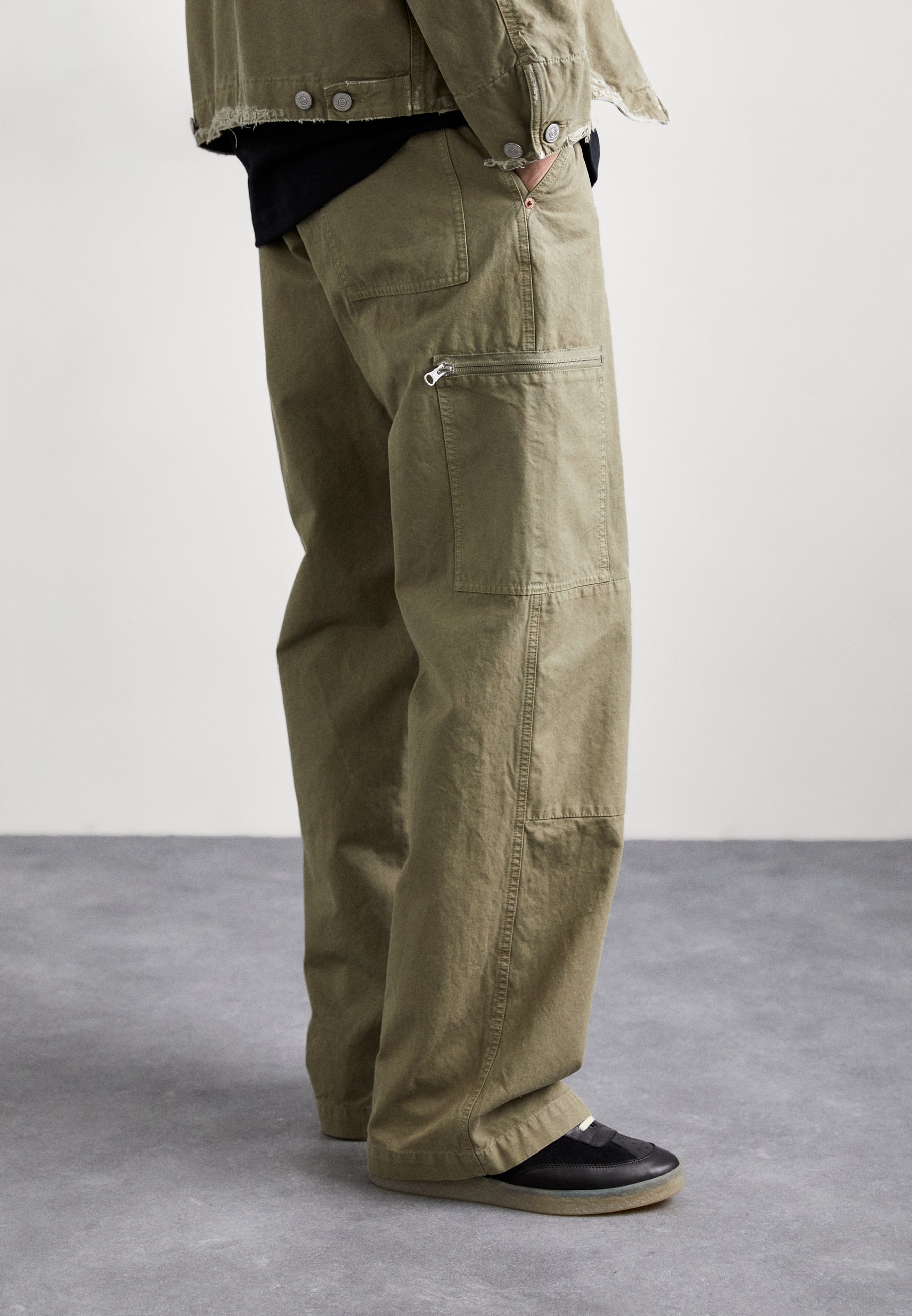 MM6 Maison Margiela PANTS - Trousers - green - Zalando.ie