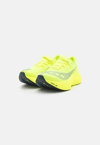 Saucony ENDORPHIN PRO 4 - Chaussures de running sur route - citron/silver