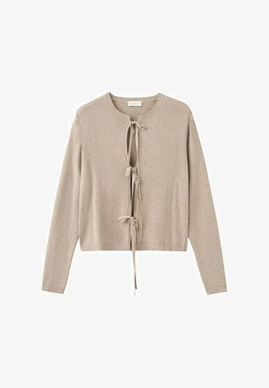 Beige fijne gebreide cardigan met lange mouwen, drie knoopsluitingen aan de voorkant en geribbelde halslijn, manchetten en zoom.