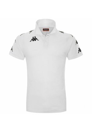 Polo shirt bianco in cotone, con un logo nero su ciascuna spalla e una patta con tre bottoni. Vestibilità classica con maniche corte.